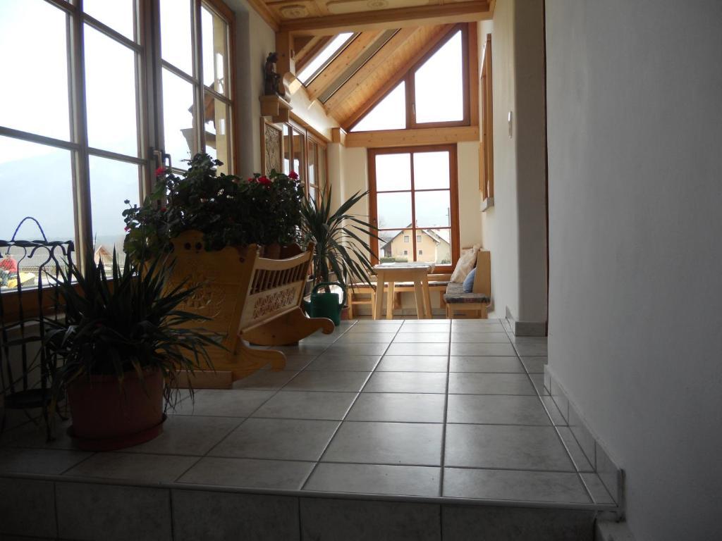 Ferienwohnungen/Holiday Apartments Lederer Reisach Rom bilde