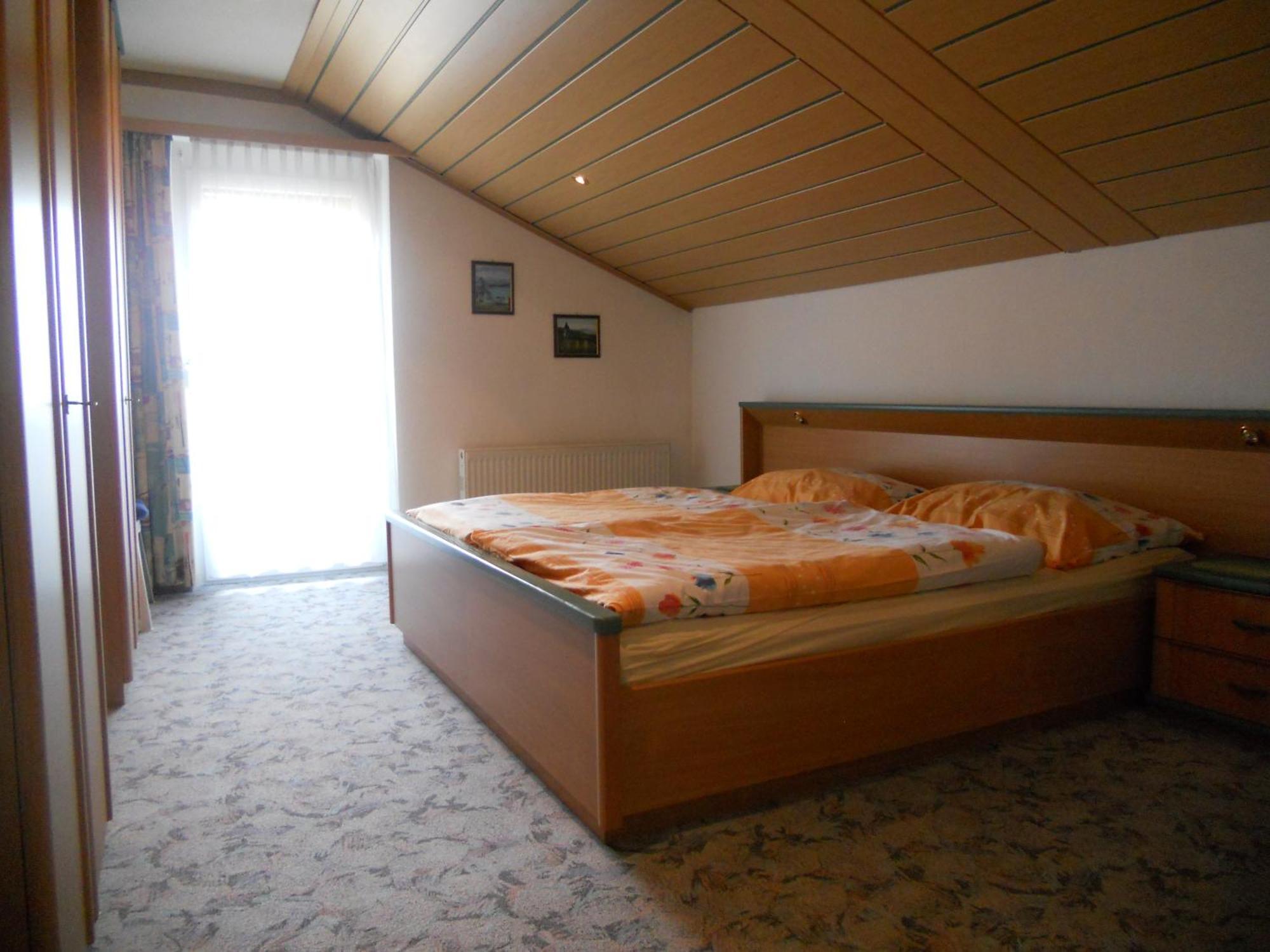 Ferienwohnungen/Holiday Apartments Lederer Reisach Eksteriør bilde